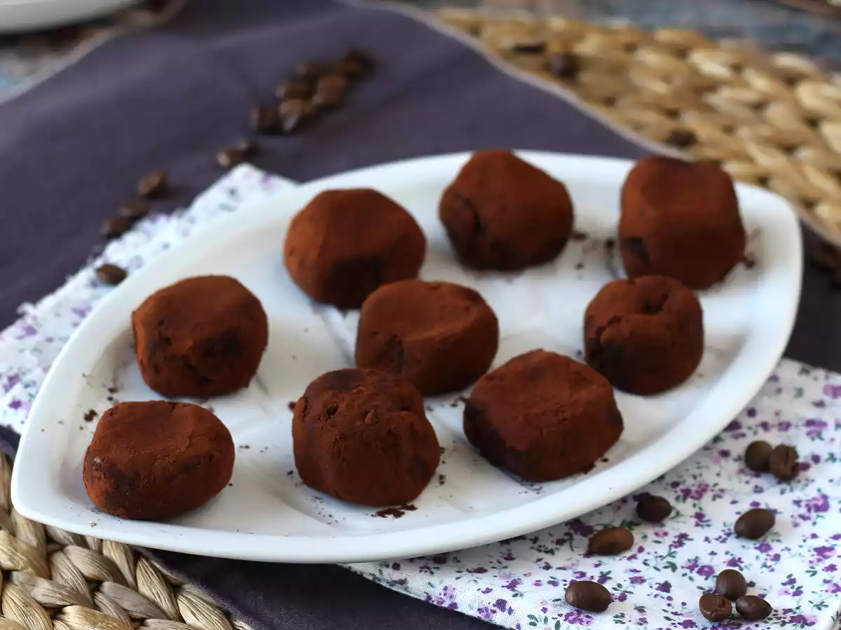 Tiramisu-tyyliset rochers, täydellinen italialainen jälkiruoka miniannoksina kahvin kanssa! - kuva 3